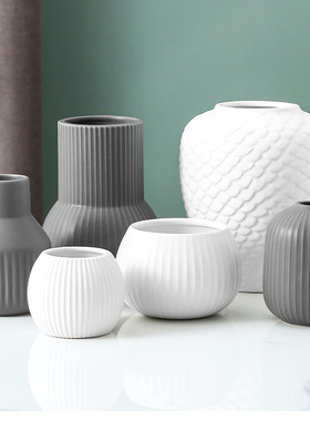 ins北欧陶瓷花瓶简约创意酒店工艺摆件家居客厅装饰品水培陶瓷瓶