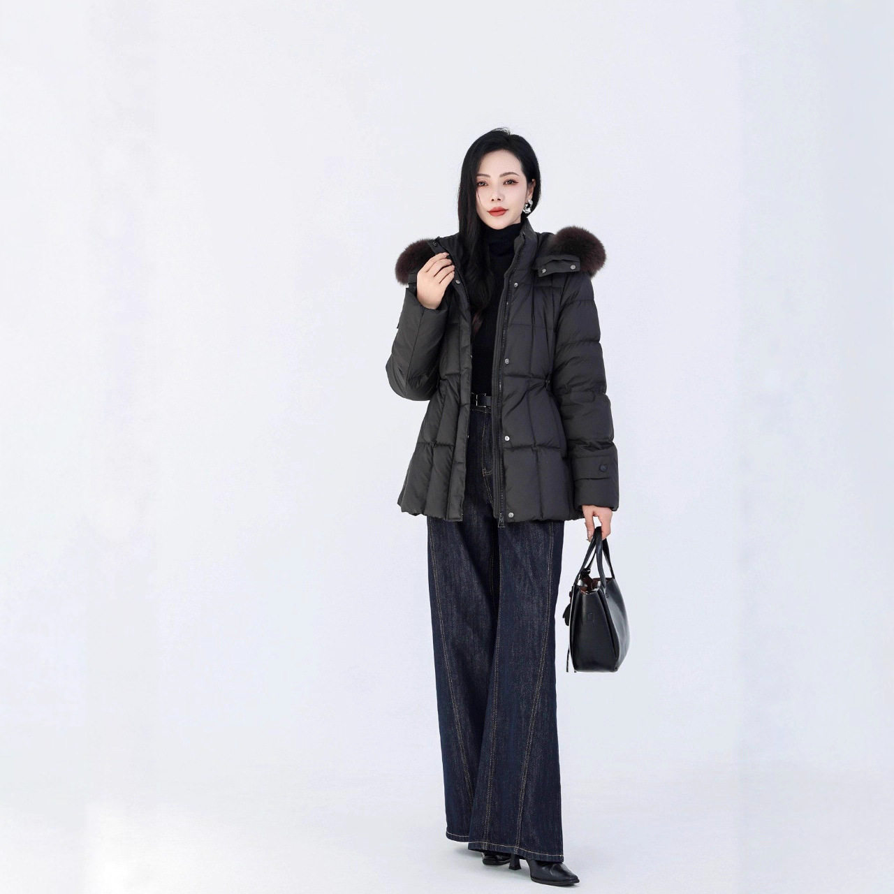 中长款连帽羽绒服女冬季2025新款时尚收腰90绒加厚狐狸大毛领保暖