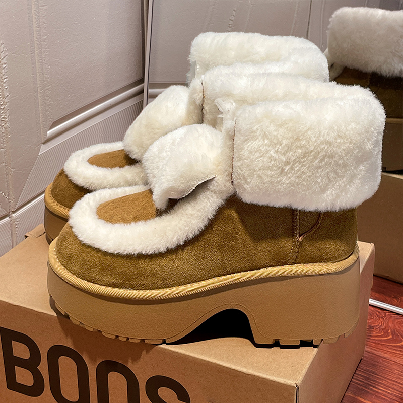 奥莱精选宋雨琦同款系带毛毛靴女款2025新款羊皮毛一体保暖棉鞋潮