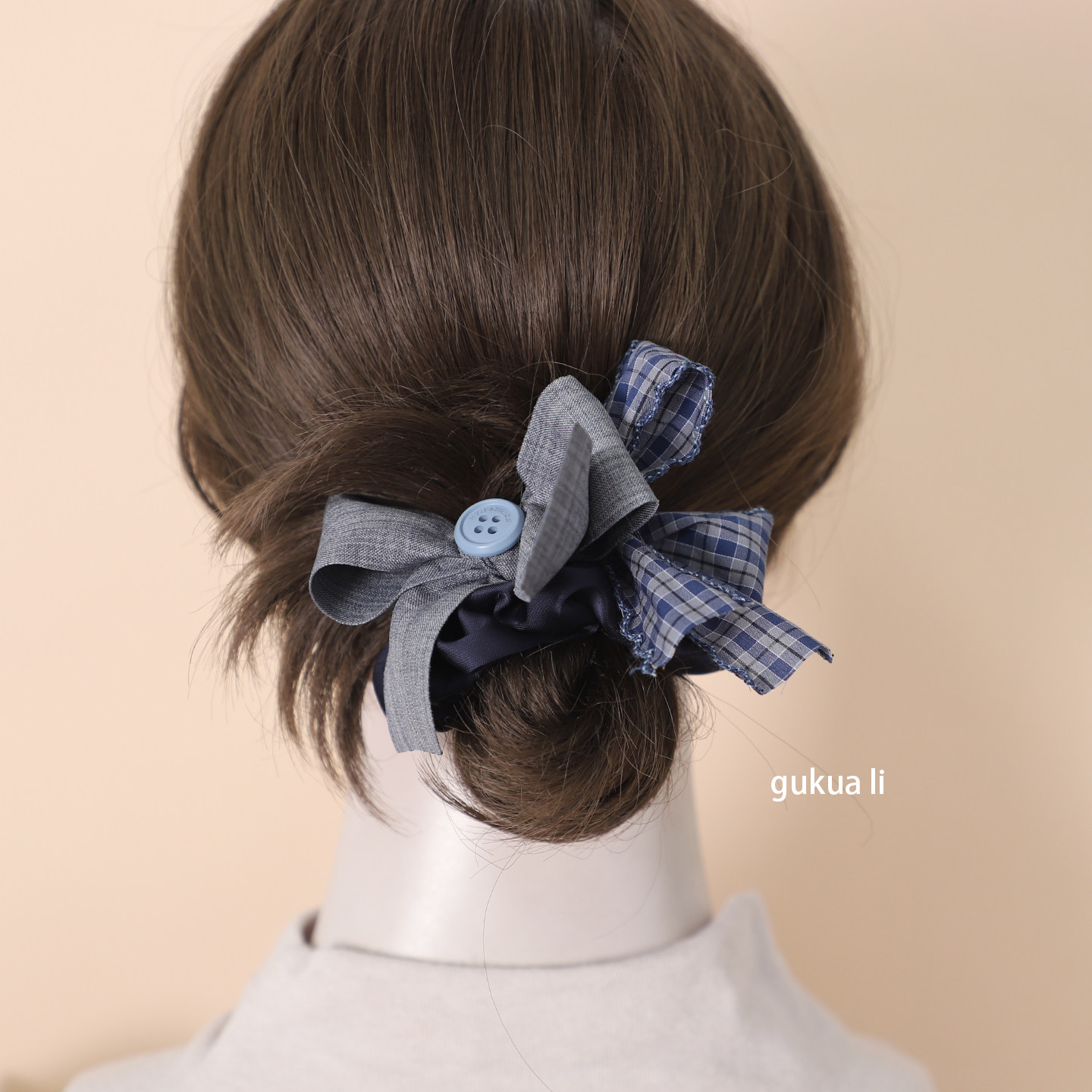 学院风格纹蝴蝶结发圈