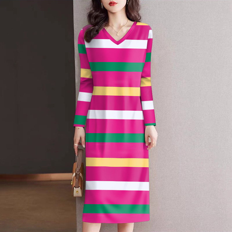 秋上新~高档女装秋冬季长袖中长裙条纹宽松遮肚减龄打底连衣裙女