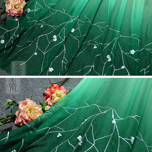 图南化千汉服中国风渐变刺绣