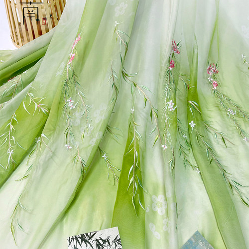 图南刺绣汉服中国风晕染襦裙