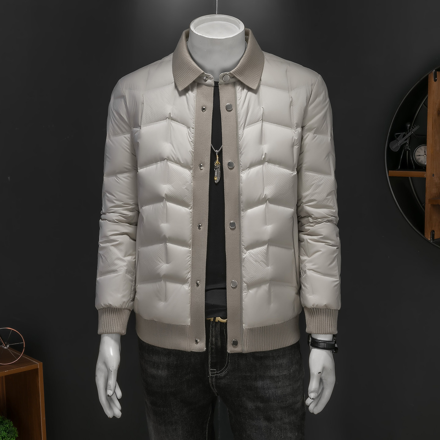 2025男冬季新品短款羽绒服潮流翻领暗花纹休闲修身外套25103P320,男装羽绒服,电商D220