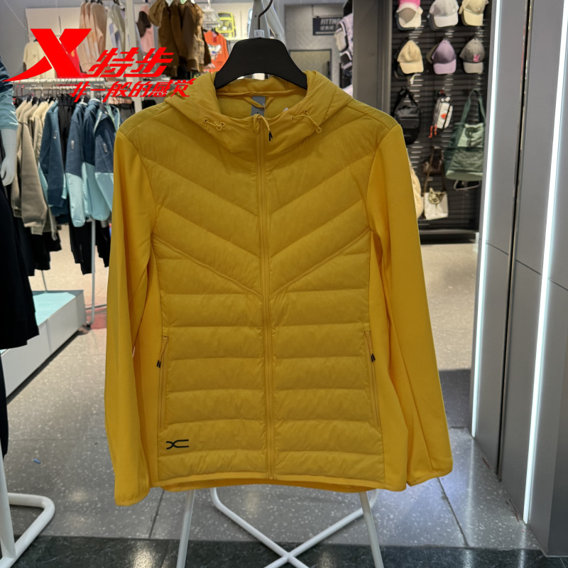 特步轻薄保暖薄款连帽运动棉服男