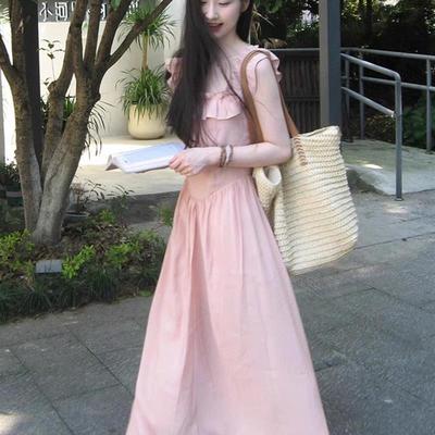 粉色吊带连衣裙女夏季新款茶歇桔梗法式小众复古小飞袖长裙度假风