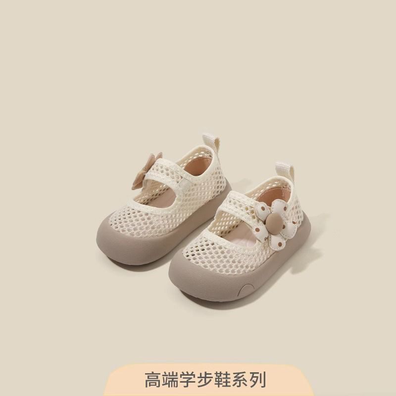 女宝宝鞋子2025春夏网面透气镂空公主鞋软底婴儿学步鞋小童半凉鞋