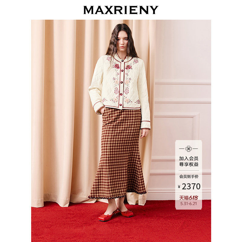 MAXRIENY2026春季立体花卉刺绣棉服外套菱格绗缝新年穿搭复古女装