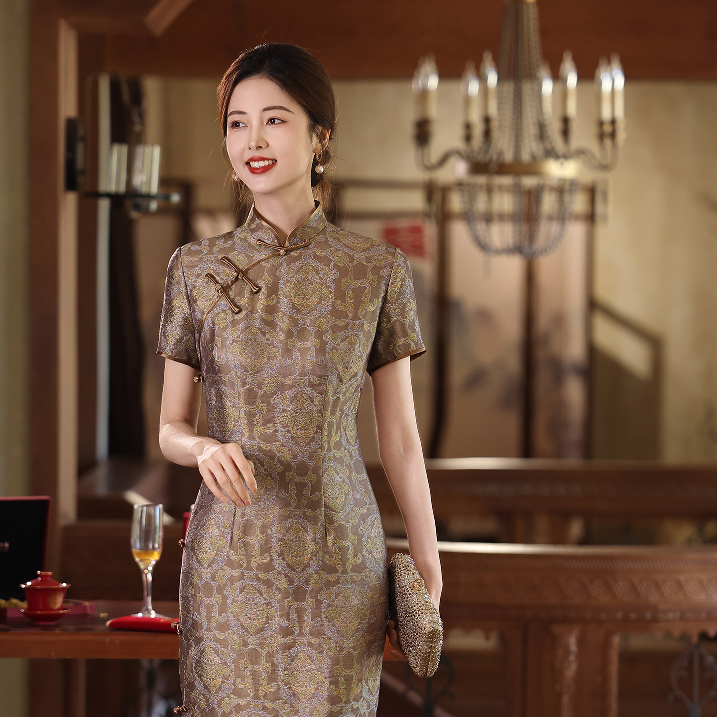 端庄大气年轻款喜婆婆旗袍2026新款小个子妈妈婚宴复古改良礼服裙