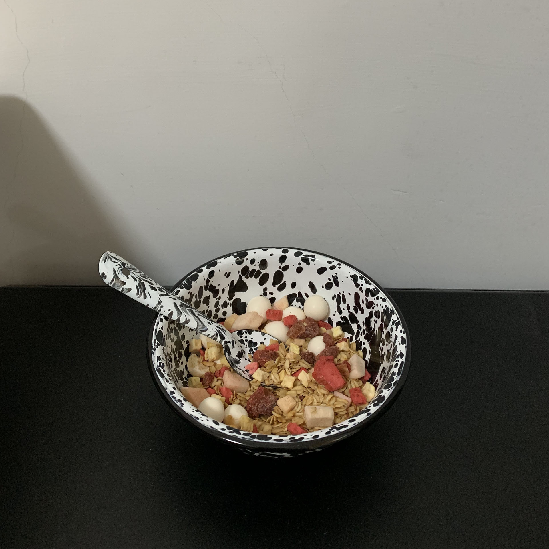 韩国ins同款复古工艺搪瓷餐具泼墨碗勺子摆拍在类目 餐饮具, 餐具, 碗中 - 来自Buy2taobao.com提供专业的淘宝代购服务