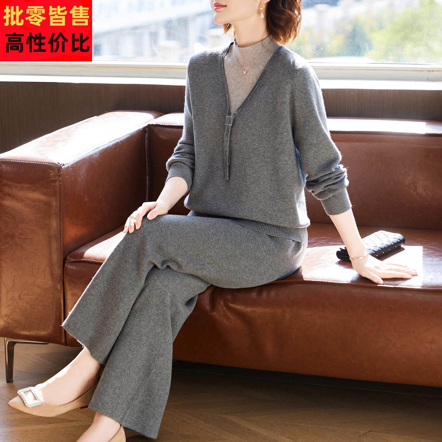 妈妈秋装套装中年针织运动两件套2025新款中老年女秋冬打底衫上衣