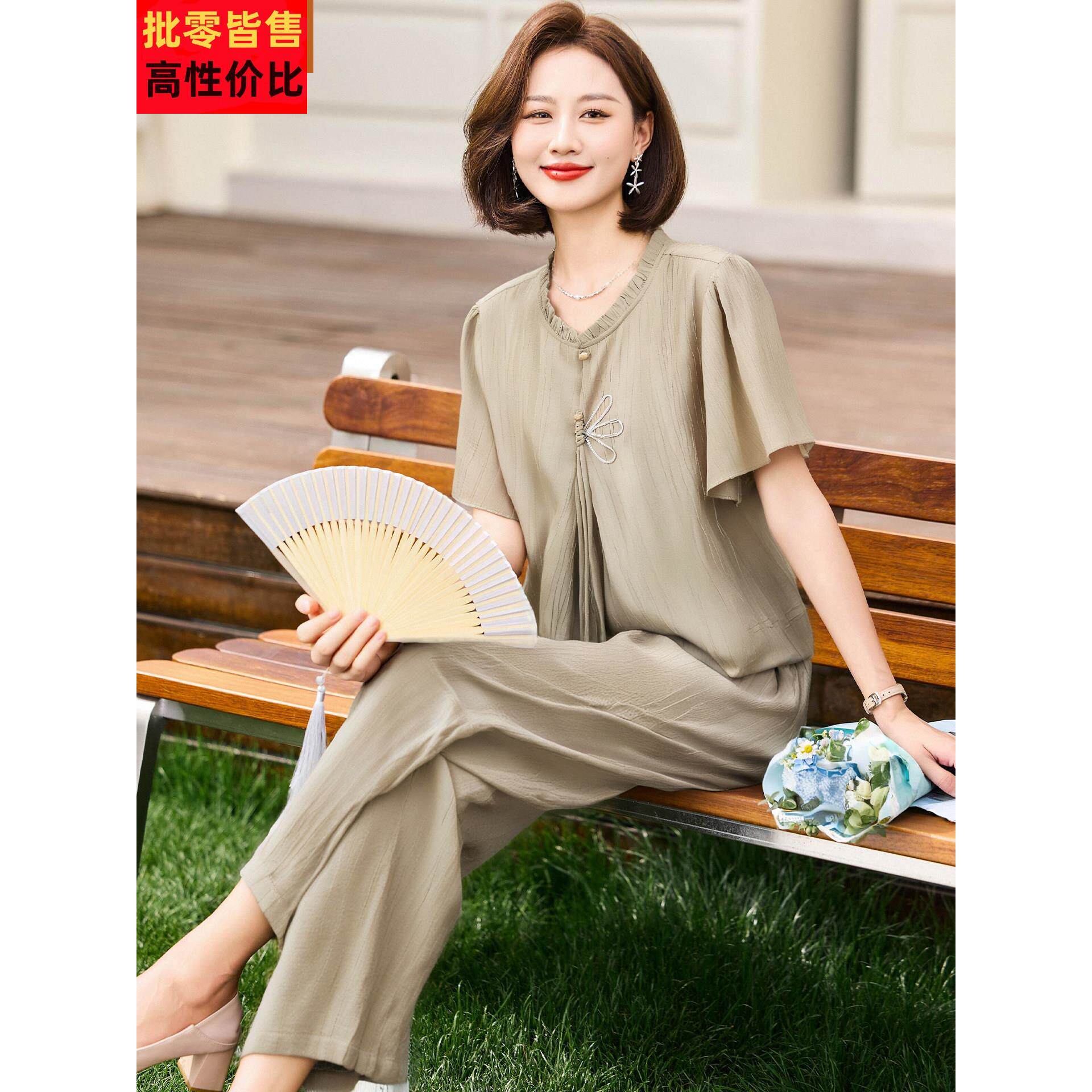 妈妈的夏季风格雪纺上衣中年妇女2025年夏季新款t恤中老年时尚短