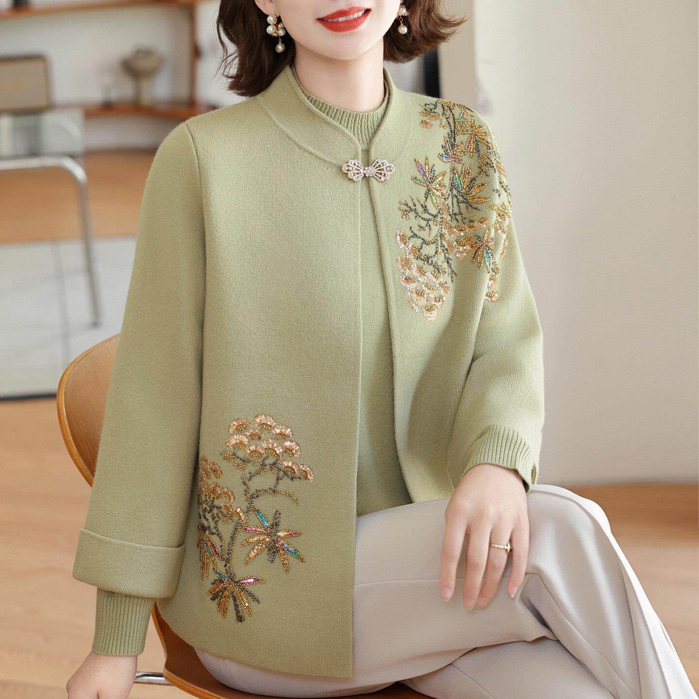 洋气中老年妈妈秋冬两件套装针织开衫女加肥加大码喜婆婆婚礼外套