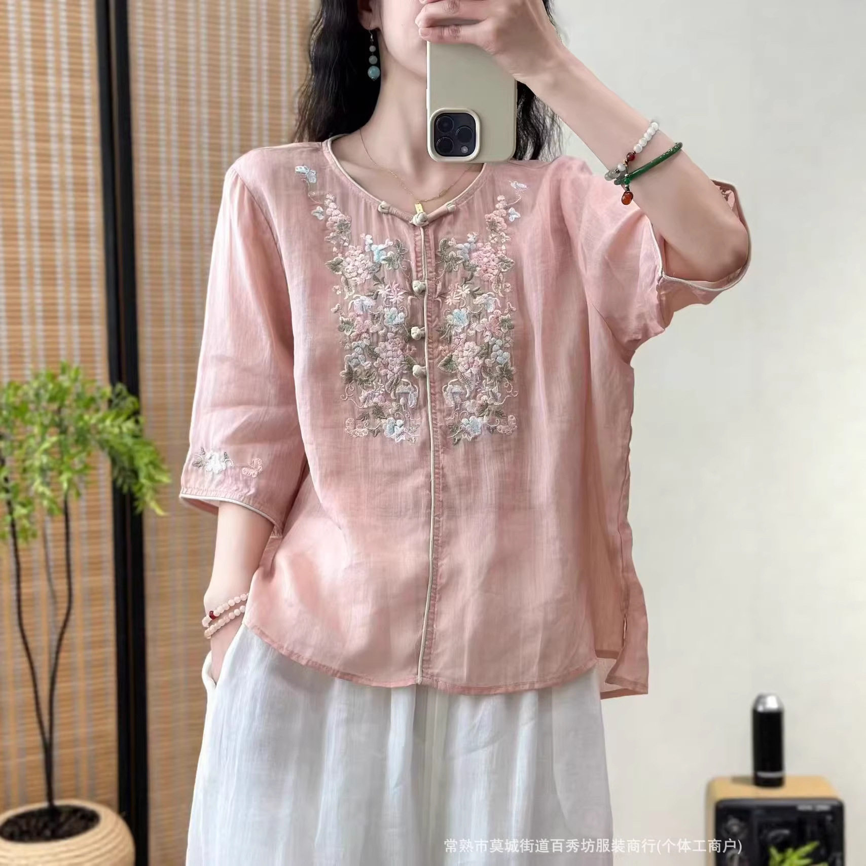 园园美衣式刺绣印花纯苎麻盘扣圆领复古宽松五分袖上衣轻薄女衬衫