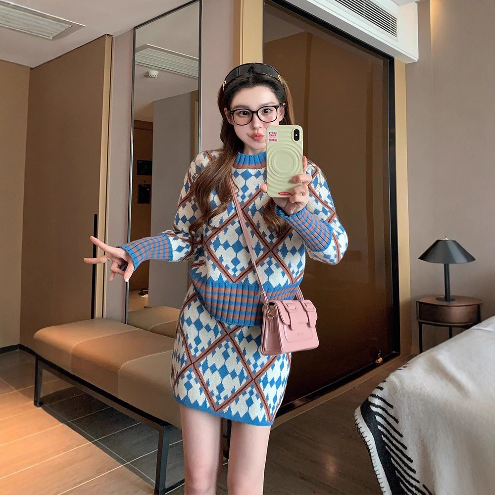 园园美衣毛衣套装女2026新款冬季时尚休闲慵懒百搭针织短裙两件套