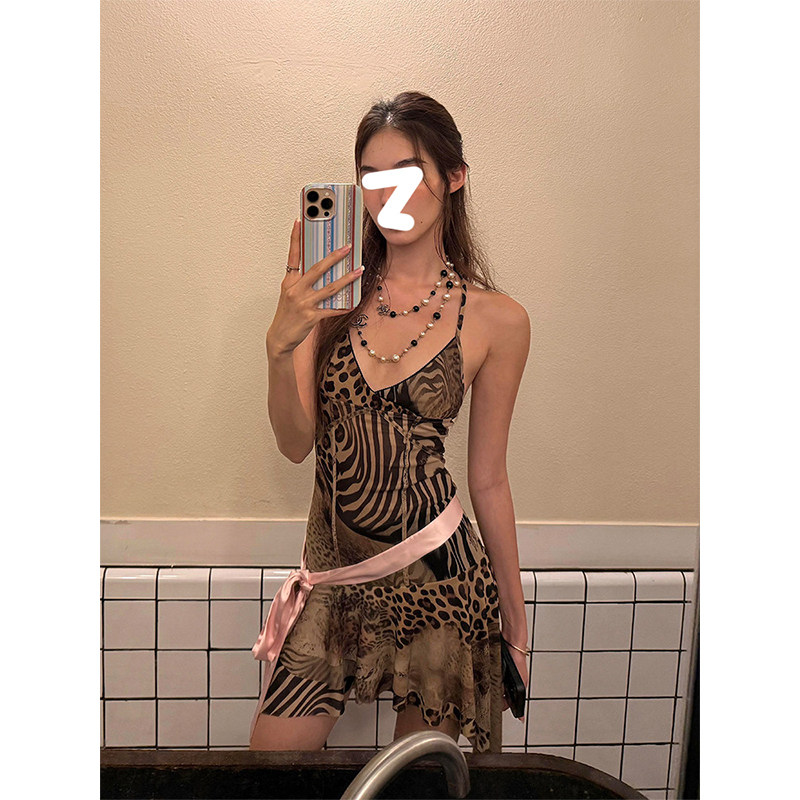 HUAX 美式辣妹豹纹拼接V领大码连衣裙