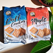 印度尼西亚饼干泡芙饼干240g袋装 休闲小零食好吃进口食品