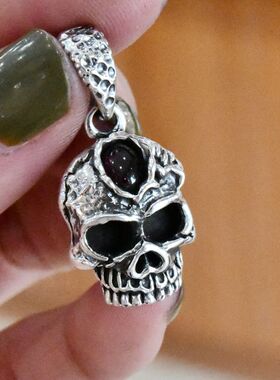 进口男女款925纯银镶水晶骷髅坠