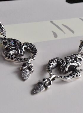 进口男女款925纯银镶钻蝎子吊坠