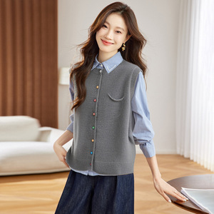 可风各马甲59056P100K160灰色彩扣针织马甲女，女装马甲，可风各