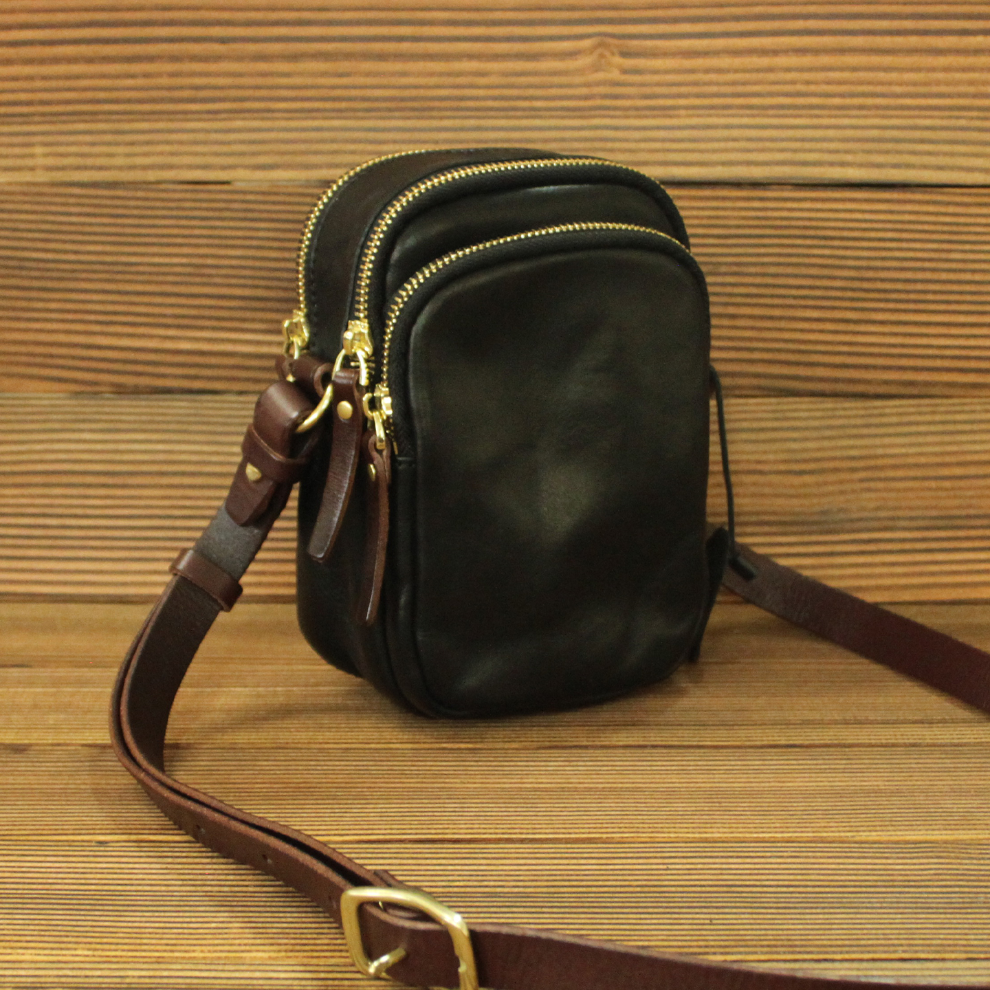 男士斜挎包手工休闲男款植鞣皮单肩包竖款复古真皮头层牛皮男包