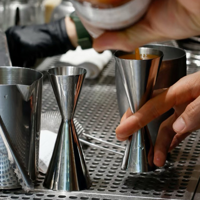 一体量杯304不锈钢盎司杯 酒吧量酒器加厚盎司器带刻度线Jigge