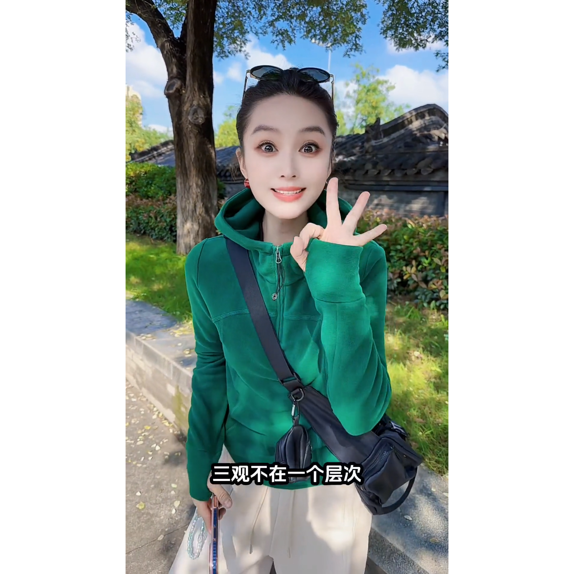 加厚双面德绒半拉链连帽保暖卫衣女2025秋冬新款时尚今年流行上衣