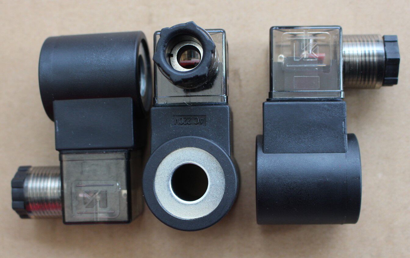 精品 插头电磁阀线圈DC24V,AC220V 内孔13.2 长度37MM