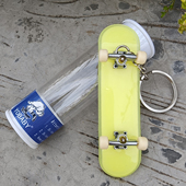 夜光双翘手指滑板钥匙扣包挂四轮双翘迷你指尖钥匙扣男生礼物 包邮