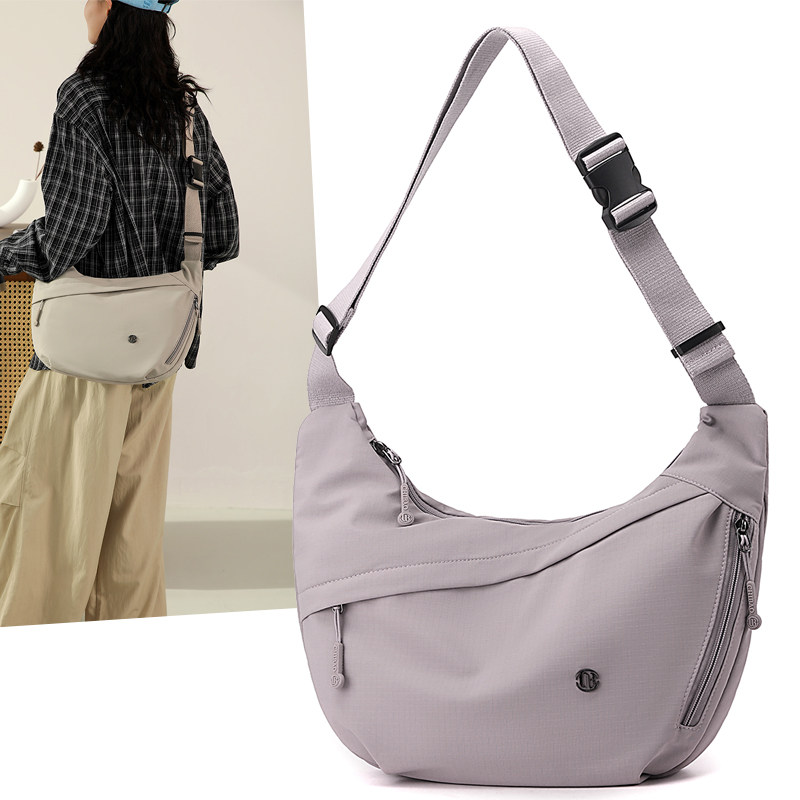 驰豹新款时尚百搭牛津布单肩包