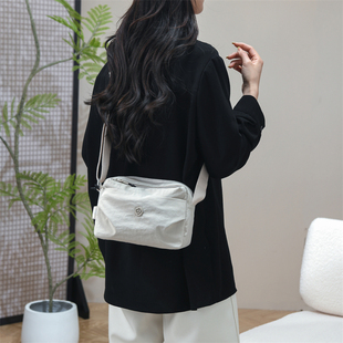 捷朗仕新款尼龙斜挎包女轻便多隔层休闲百搭女士化妆包通勤小挎包