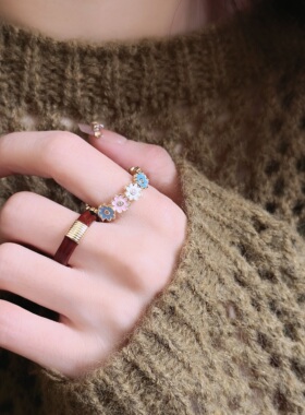 珐琅彩绘花朵戒指女小众个性设计高级感甜美可爱百搭可调节食指戒