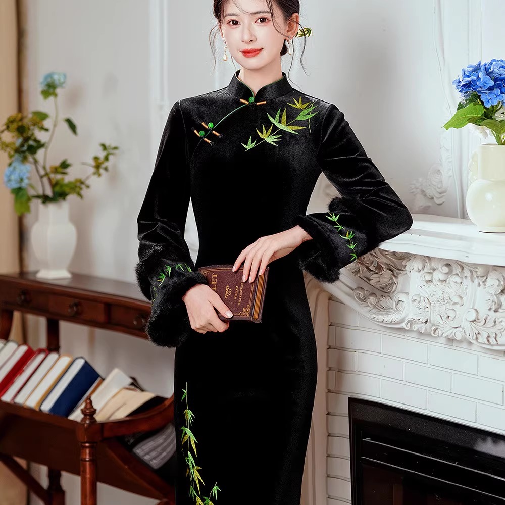 黑色丝绒旗袍加绒2025新款