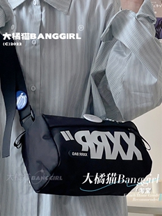 日系潮牌休闲运动风单肩包男小众复古潮流百搭包包女大容量斜挎包