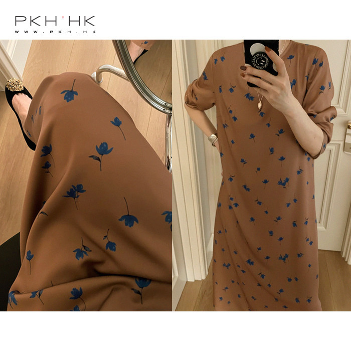 PKH.HK气质女装折扣店 BI入少见的时髦印花九分袖修身直筒连衣裙