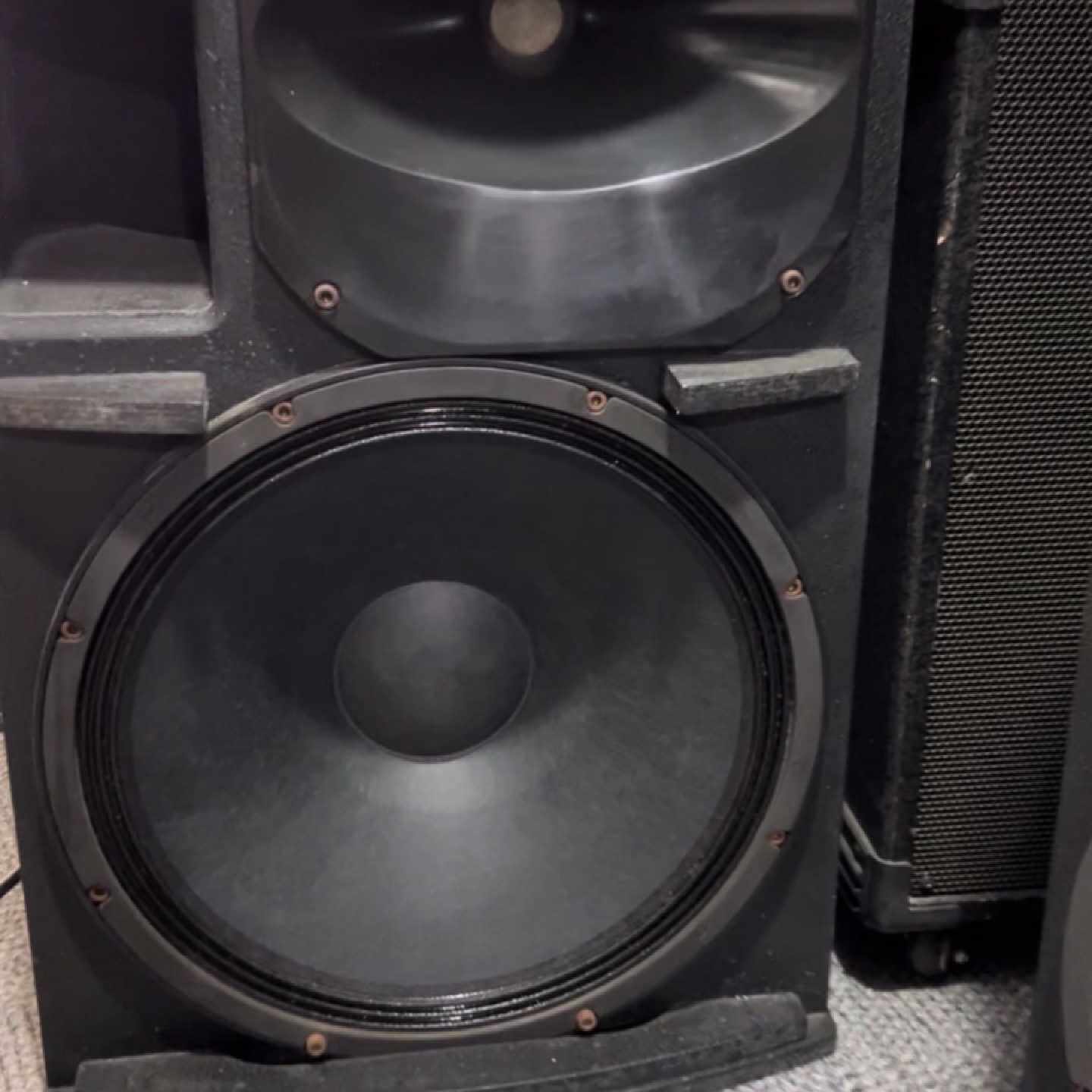 英国特宝声NUQ-15十五寸全频 NUQ是特宝声高端音箱&mdash;议价