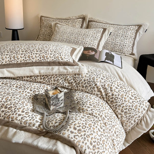 高端豹纹慕丝绒牛奶绒冬季四件套加厚保暖被套床单轻奢风床上用品