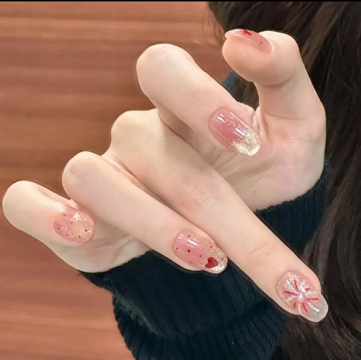 穿戴甲美甲2026新款高级感短猫眼秋冬烟花气质显白手工假指甲贴片,彩妆/香水/美妆工具,穿戴甲/甲片,淘宝优惠券,粉丝福利购,淘宝优惠卷