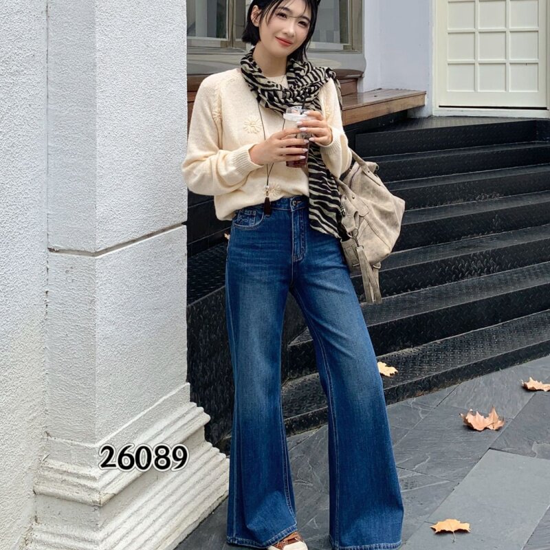 小松菜26089新品2026秋款高腰春秋简洁百搭宽松牛仔筒喇裤
