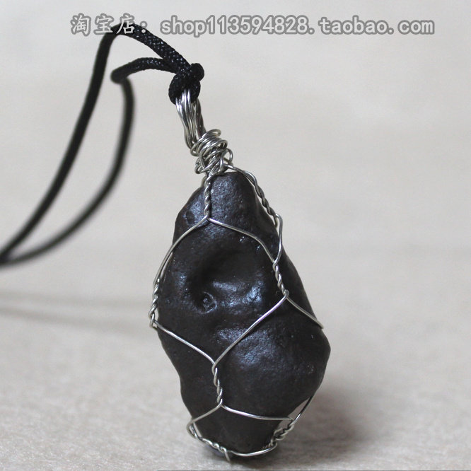 天然稀有黑陨石男女幸运陨石吊坠南美黑陨石项链星星礼物天外来客