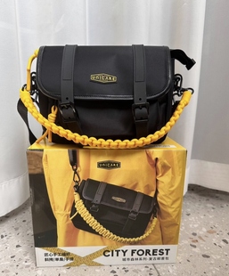 山姆复古邮差包单肩斜挎包时尚简约防水手提信封包单反相机大容量