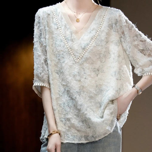 大码女装气质v领剪花印花雪纺短袖衬衫女夏季2025年新款宽松上衣