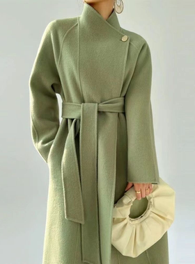 绿色立领呢子大衣女秋冬新款名媛小众高级感气质过膝系带毛呢外套