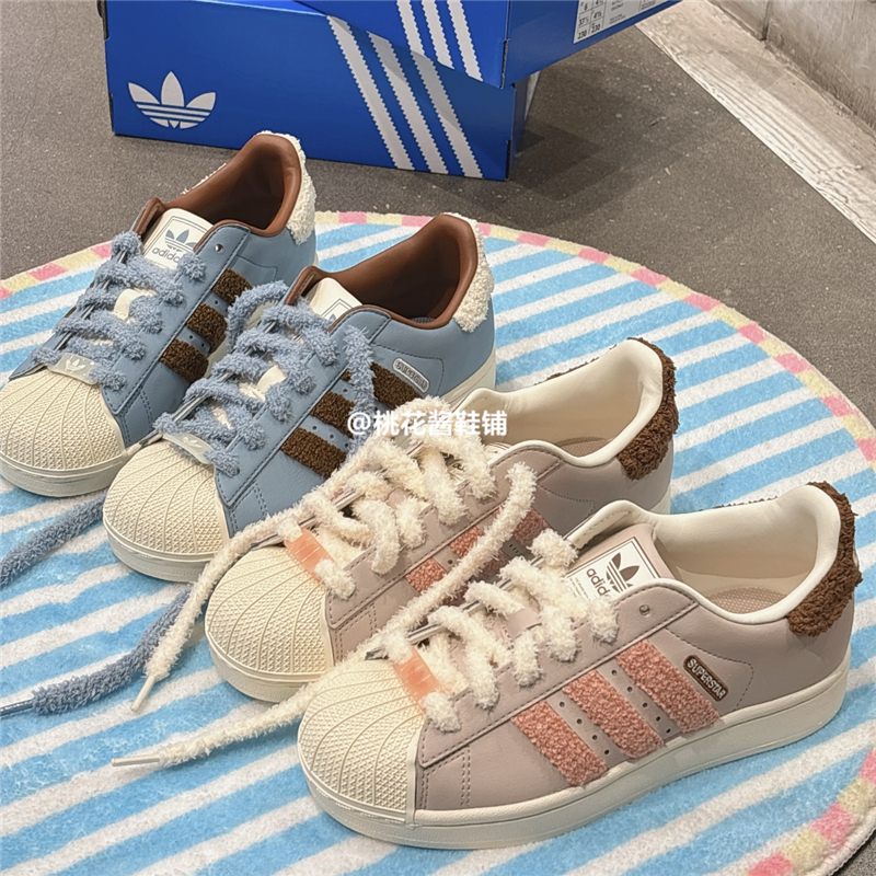 adidas阿迪达斯三叶草 毛绒鞋带贝壳头运动休闲板鞋JR6986 JR6987