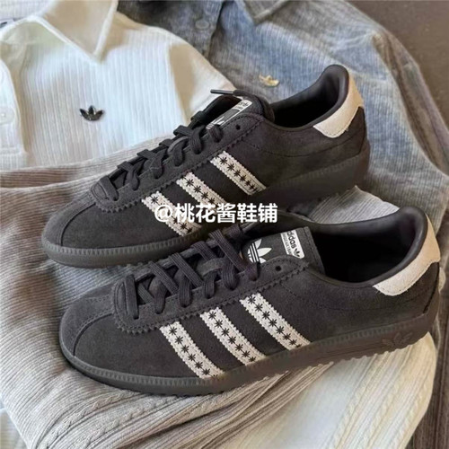 Adidas三叶草女子阿迪达斯复古翻毛皮棕色低帮运动休闲鞋 JS3971