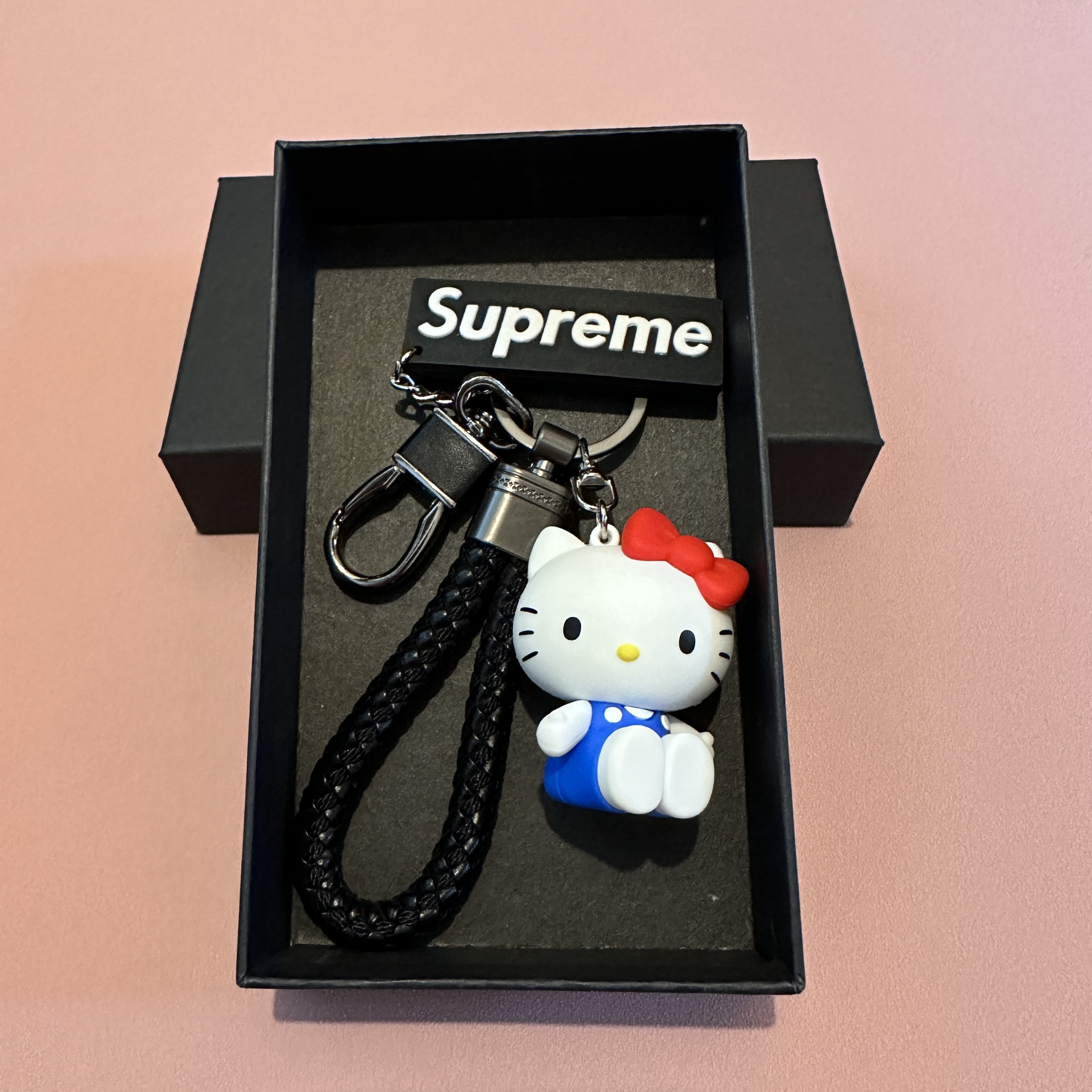 可爱卡通KT猫钥匙扣凯蒂kitty猫咪精致书包挂饰创意汽车钥匙链圈