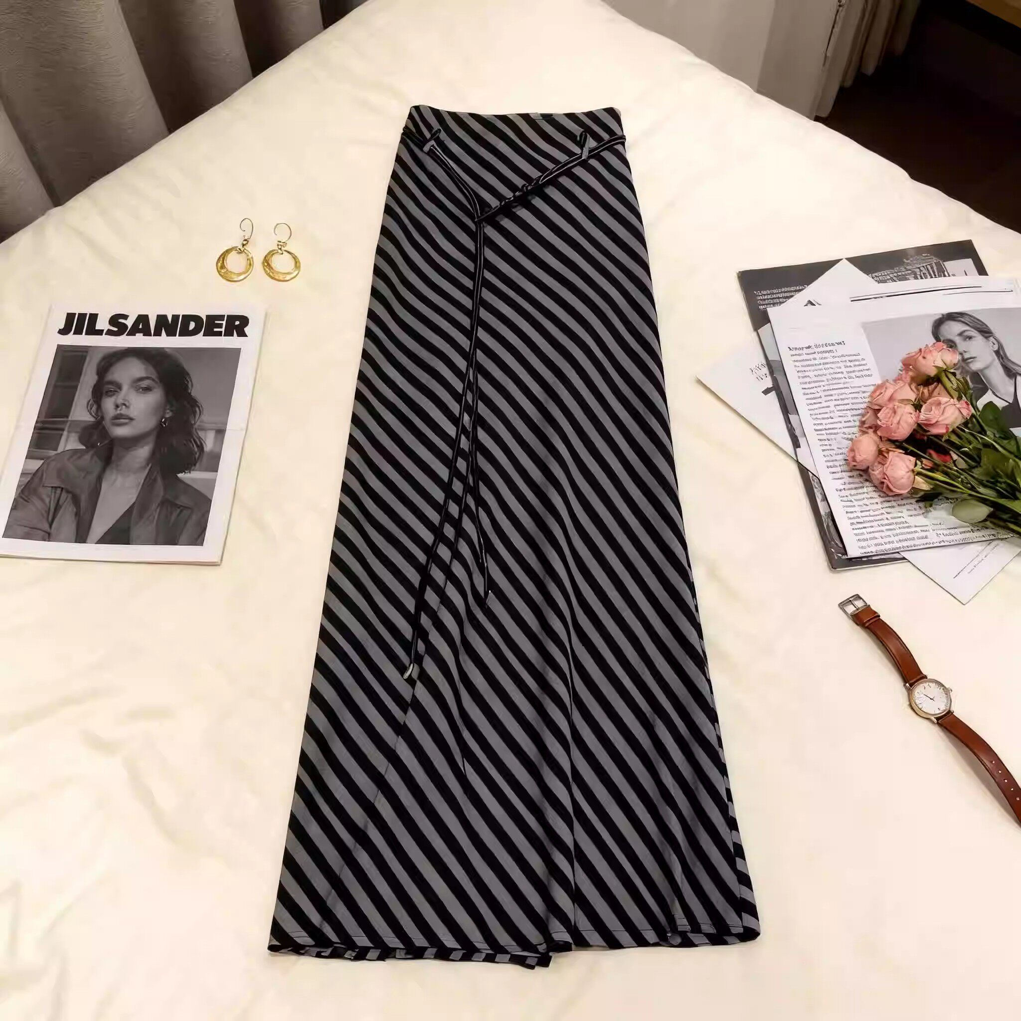 韩系黑灰色高腰半身裙女夏季大码胖mm条纹修身显瘦收腰a字长裙子