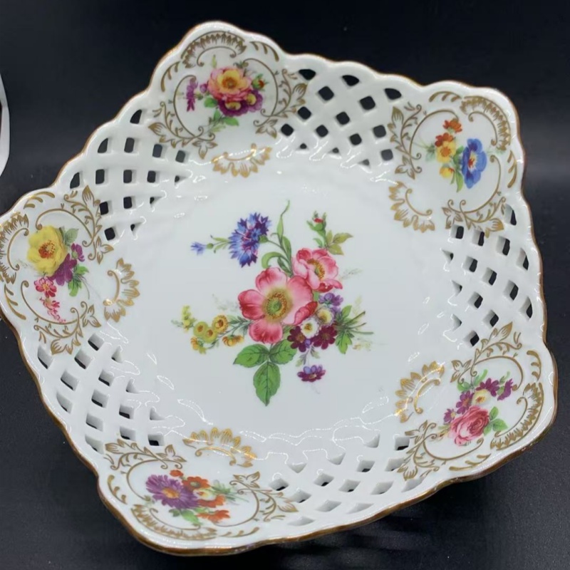 西洋古董 捷克产 全手绘开窗彩色花卉 五角鎏金镂空零食盘 在途