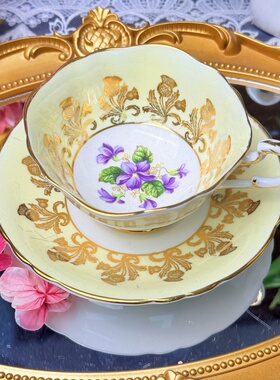 西洋古董 paragon黄釉金蕾丝杯底紫色花卉阔口鎏金骨瓷杯碟 现货