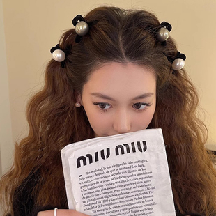 白色珍珠半扎发发夹2026新款刘海夹小抓夹侧边高级感鲨鱼夹子头饰